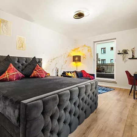 Stilvolles Wohlfühl-apartment Mit Balkon Apartamento Augsburgo