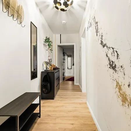 Apartamento Stilvolles Wohlfühl-apartment Mit Balkon *