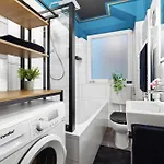 Stilvolles Wohlfuehl-apartment Mit Balkon *
